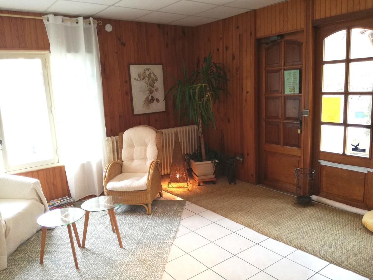 Gites Les Tilleuls Clamensane Екстериор снимка